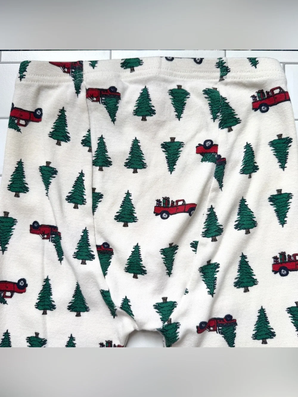 6🌲 GAP Kids Organic Cotton Red Pickup Truck & Green Christmas Trees PJ Set